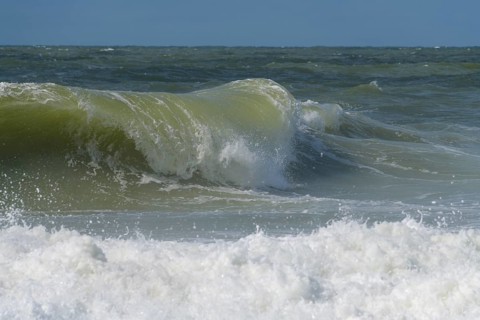 Breaking Wave