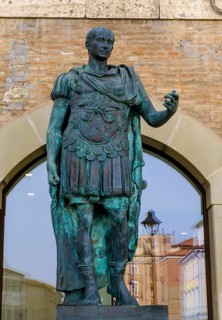Bronze statue of Julius Caesar