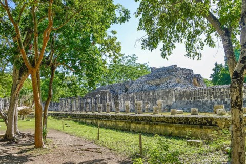 Warrior Temple Templo de los Guerreros with the Hall of 1000 Pillars