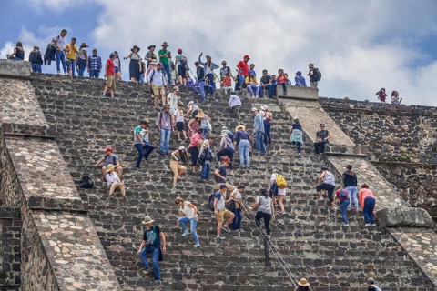 Pyramid of the Moon Piramide de la Luna