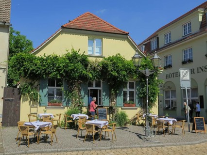 Street cafe
