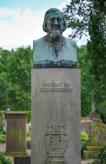 Grave Poet Germany Song Heinrich von Fallersleben