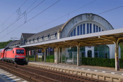 Sanssouci Park Station
