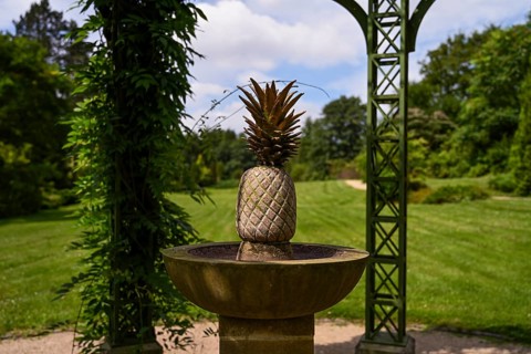Pineapple Monument