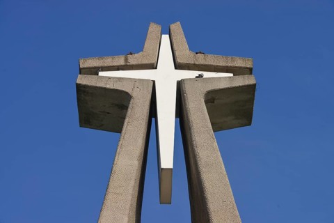 Cross