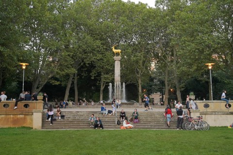 Fountain Zum Goldenen Hirschen
