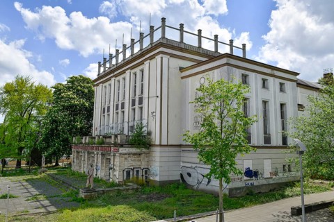 Altes Kino Lichtspieltheater der Jugend
