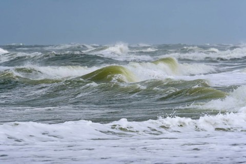 Breaking Wave