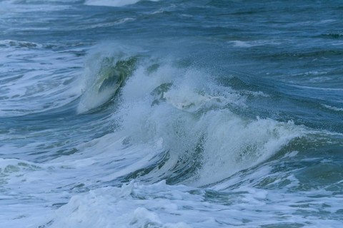 Breaking Wave