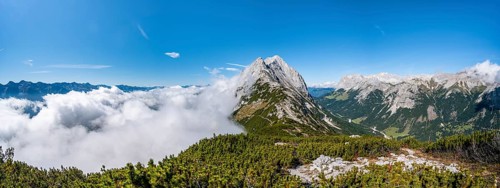 View along the ridge of the Mieminger Kette with summit Karkopf and Hochwand