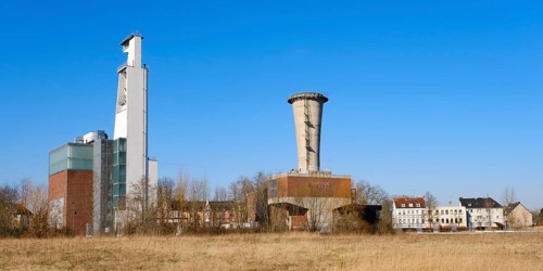 Shaft IV winding tower with machine hall and Consol Theatre in Consol Park
