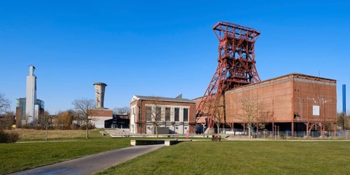 Doppelstrebengerüst mit Maschinenhalle im Consol-Park
