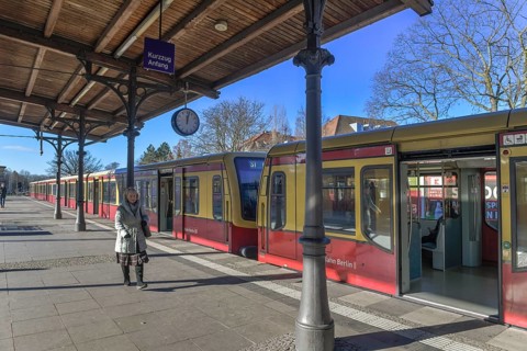 Zehlendorf S-Bahn station
