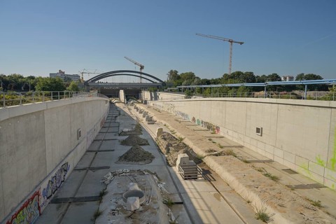 New construction of the A100 motorway