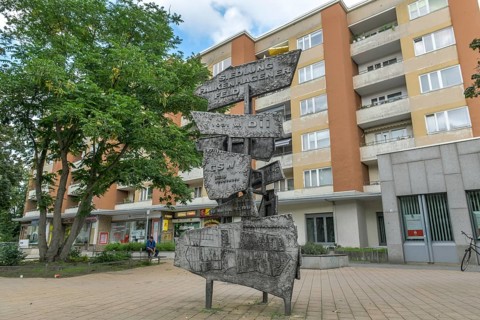 Monument to the founding of the large housing estate Falkenhagener Feld