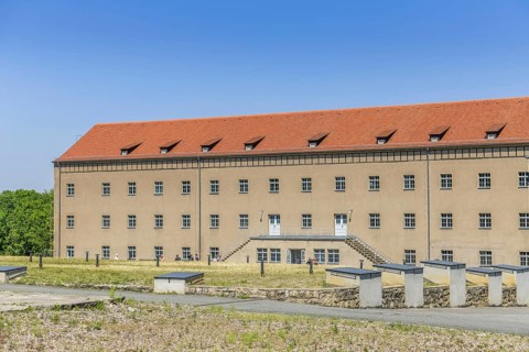 Chamber building