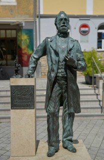 Carl Zeiß Monument