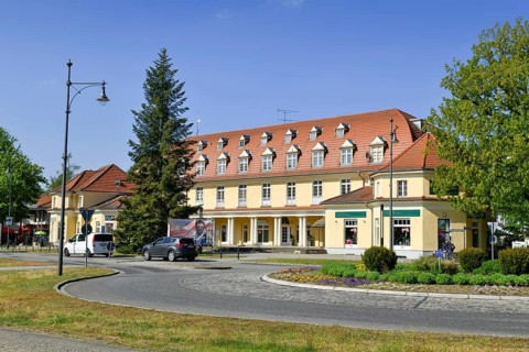 Commercial building