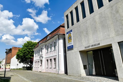 iblkae07233454.jpg