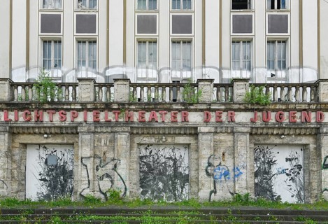 Altes Kino Lichtspieltheater der Jugend