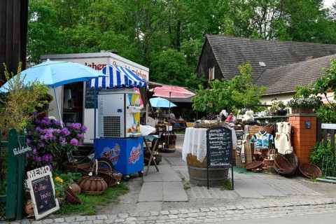 Sales stand