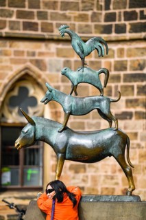 Bronze sculpture
