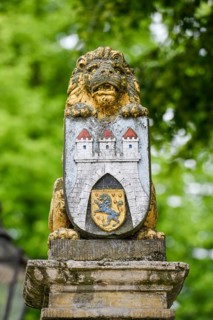 Lion with city coat of arms