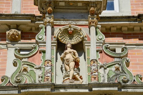 Figure of Lucretia
