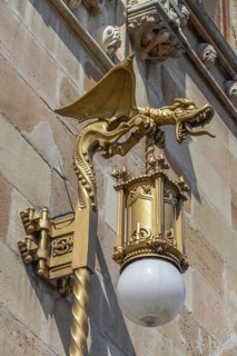iblkae07239657.jpg