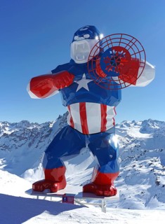 Sculpture Wild Kong by Richard Orlinski
