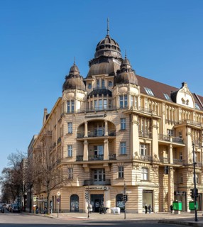 Historic old building on Kurfürstendamm corner Leibnizstraße