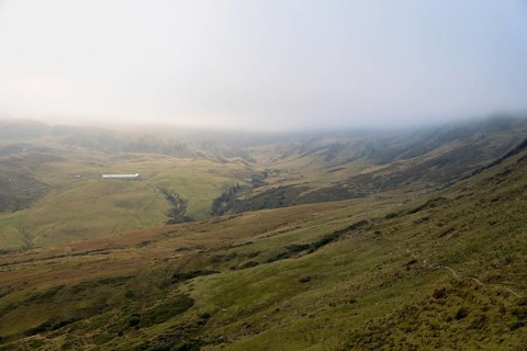 Fog in the high valley on an autumn evening at Potlakopf