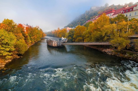 Mur river in autumn