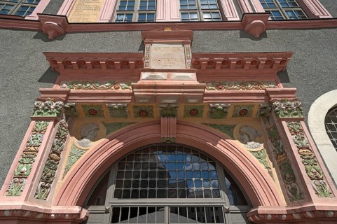 Renaissance Eingangsportal der alten Ratsapotheke