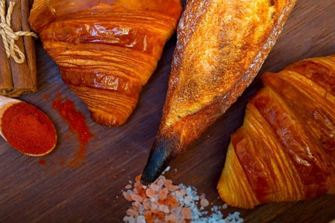 French fresh croissants and artisan baguette tradition