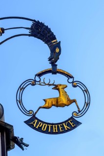 Nose sign of the Deer Pharmacy