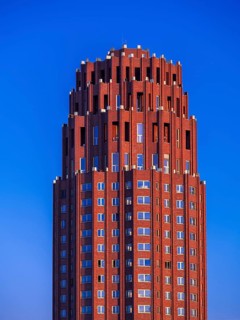 Lindner Hotel & Residence Main Plaza at sunset