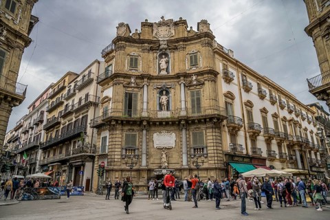 Piazza Quattro Canti