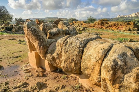 Ruin of an Atlas
