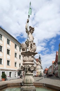 Georgsbrunnen from 1590
