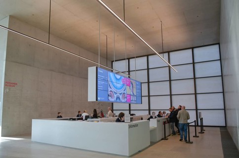 James Simon Gallery