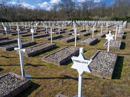 Feldscheune Isenschnibbe Gardelegen memorial