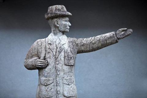 Statue
