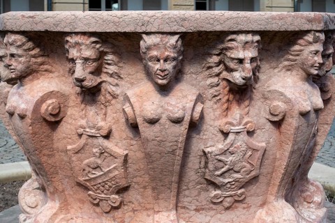 Brunnen im Hof vom Buesing-Palais