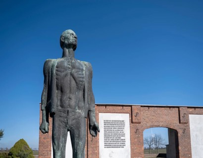 Feldscheune Isenschnibbe Gardelegen Memorial