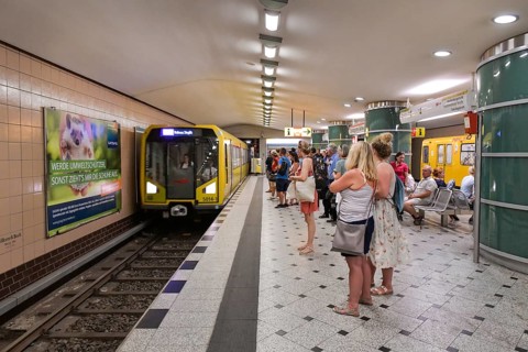U9