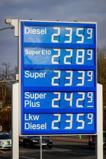 Aral petrol station Raststaette Grunewald
