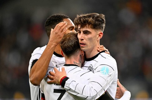 Goal celebration with Kai Havertz GER