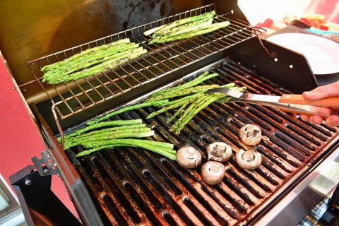 Green asparagus