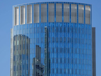Glass facade of the Hypovereinsbank